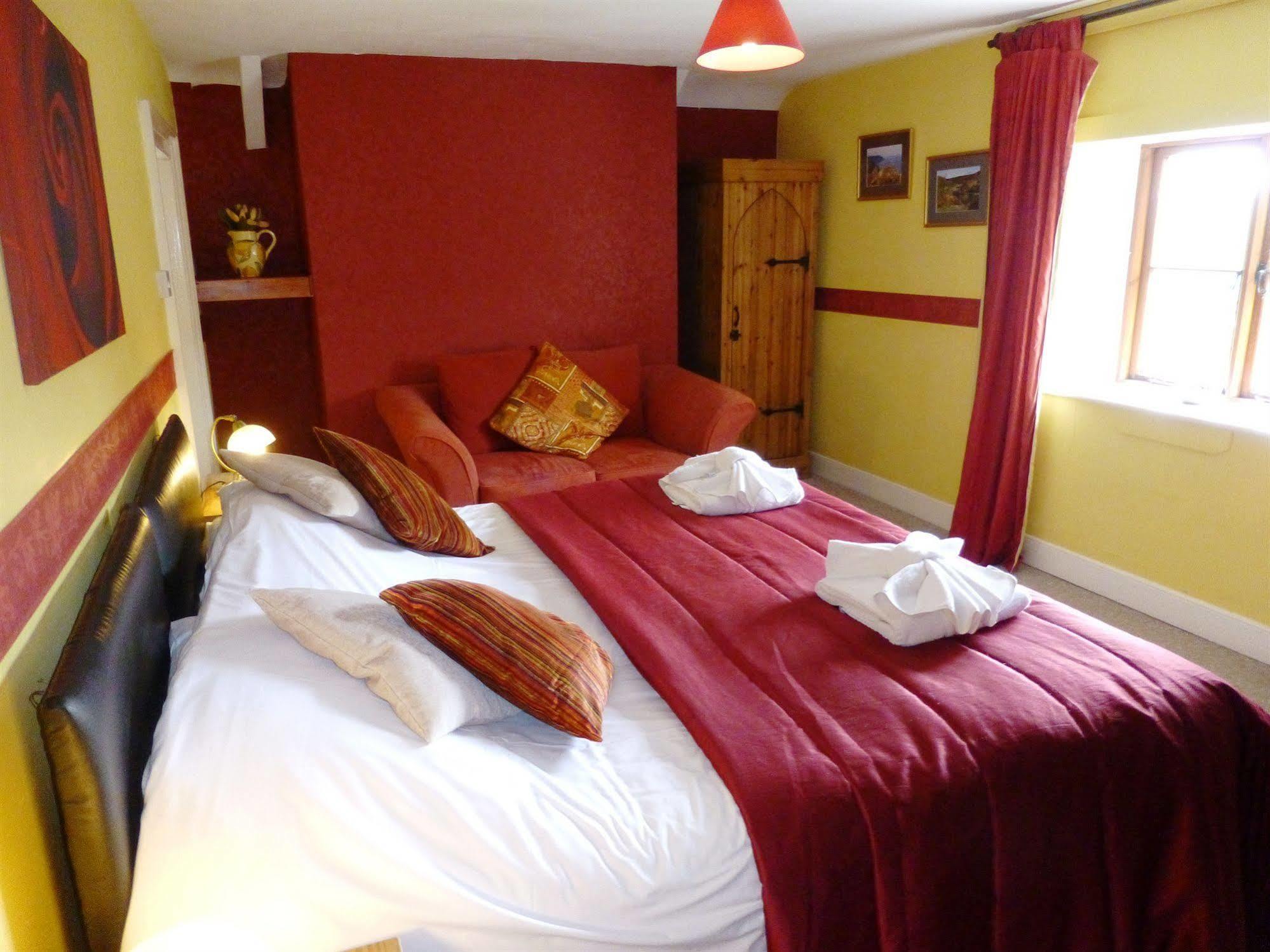 House Hotel 3*